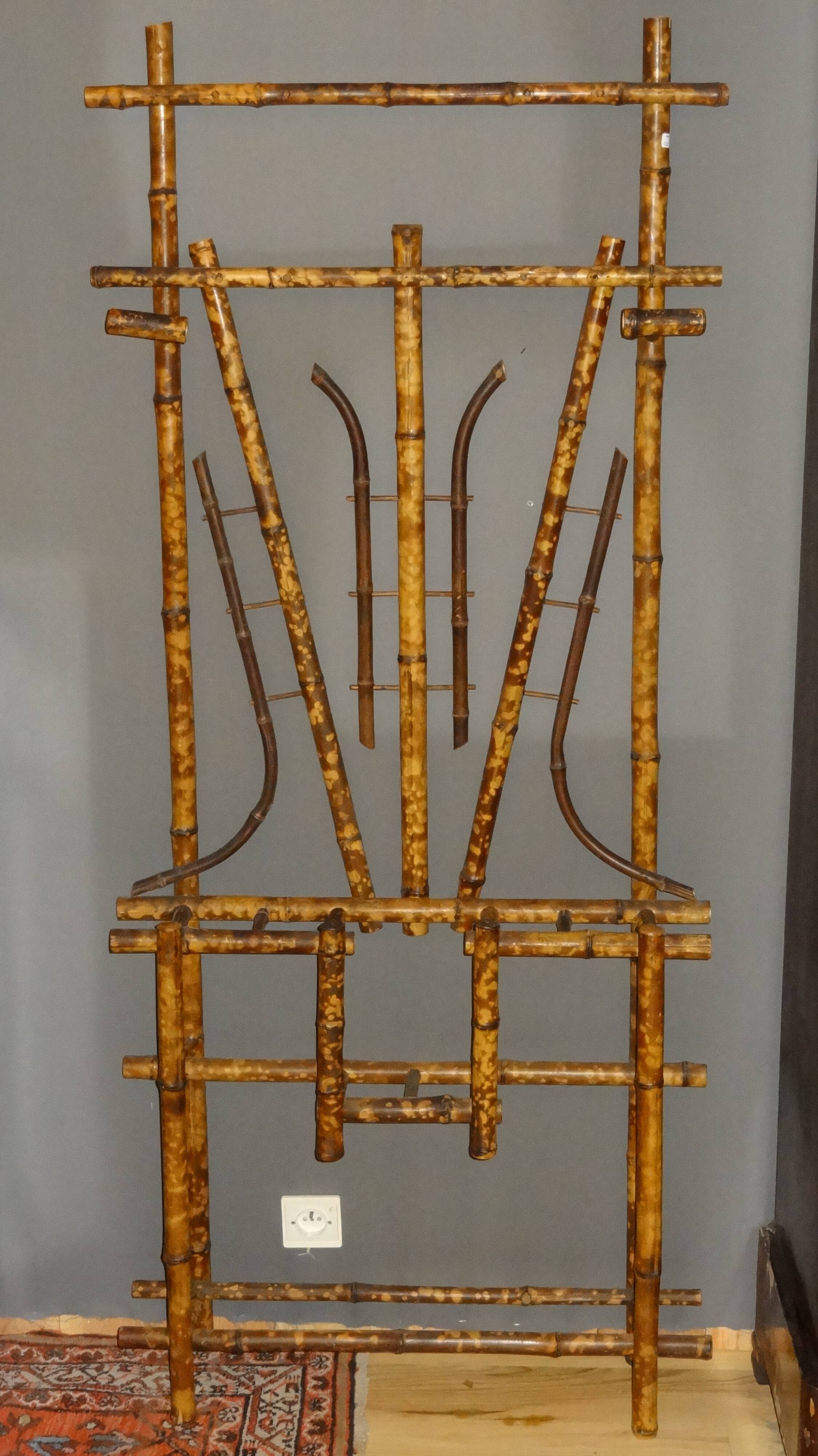 Bamboo coat racks, nineteenth century, 76x174 cm