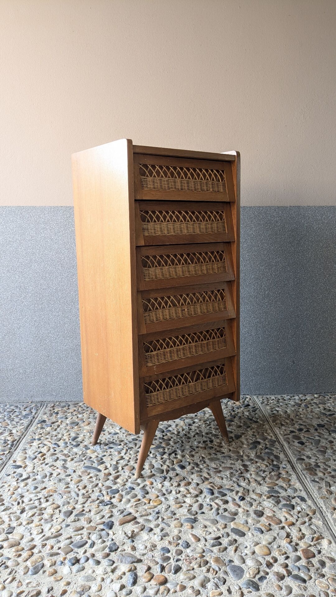 Vintage chest of drawers