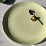 Plat Salins texturé textile  jaune pâle 30,5cm