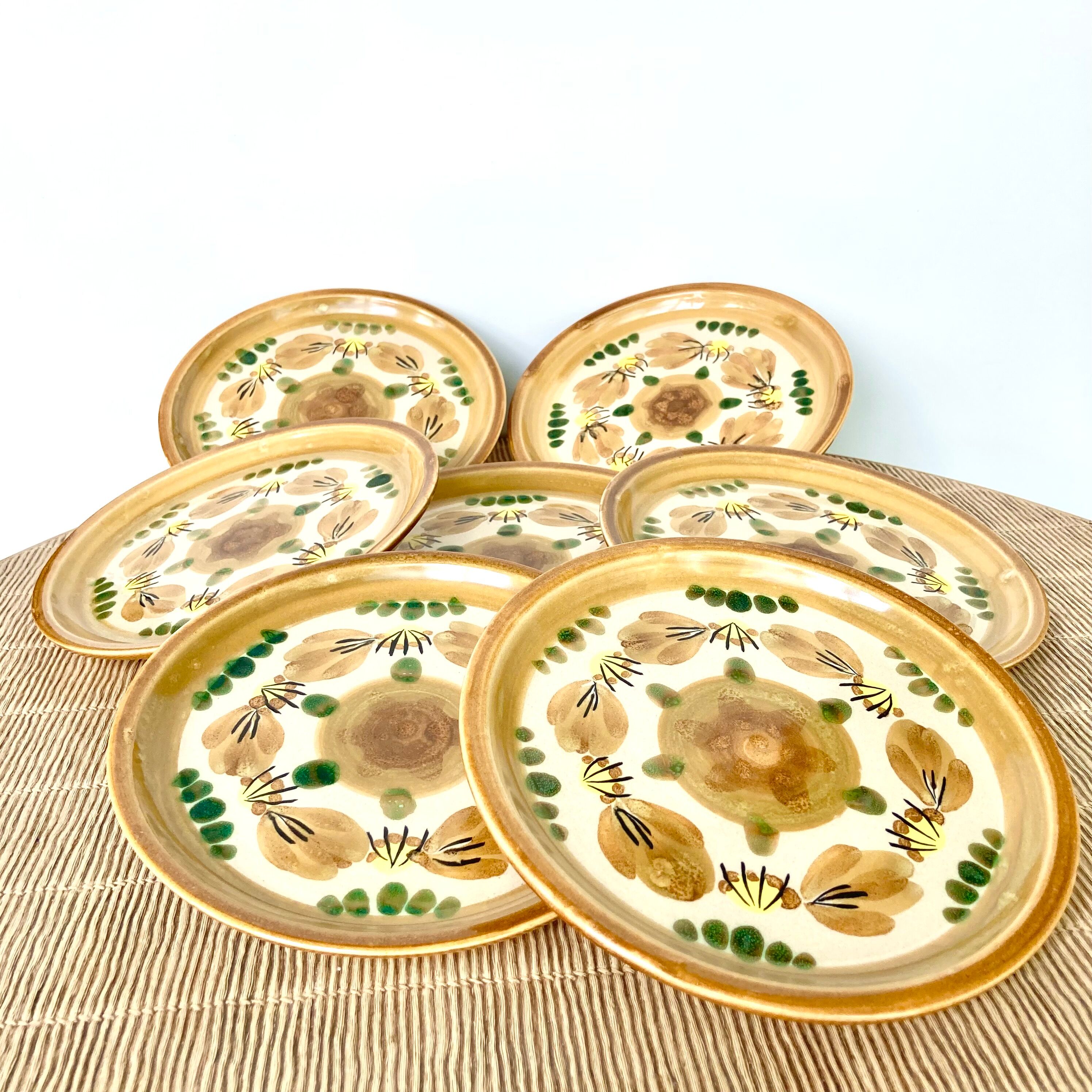 7 assiettes à dessert grès HB Henriot Quimper