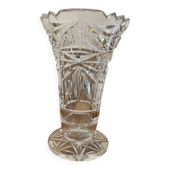 Hand-cut crystal vase