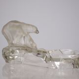 Empty Art Deco pocket with bears