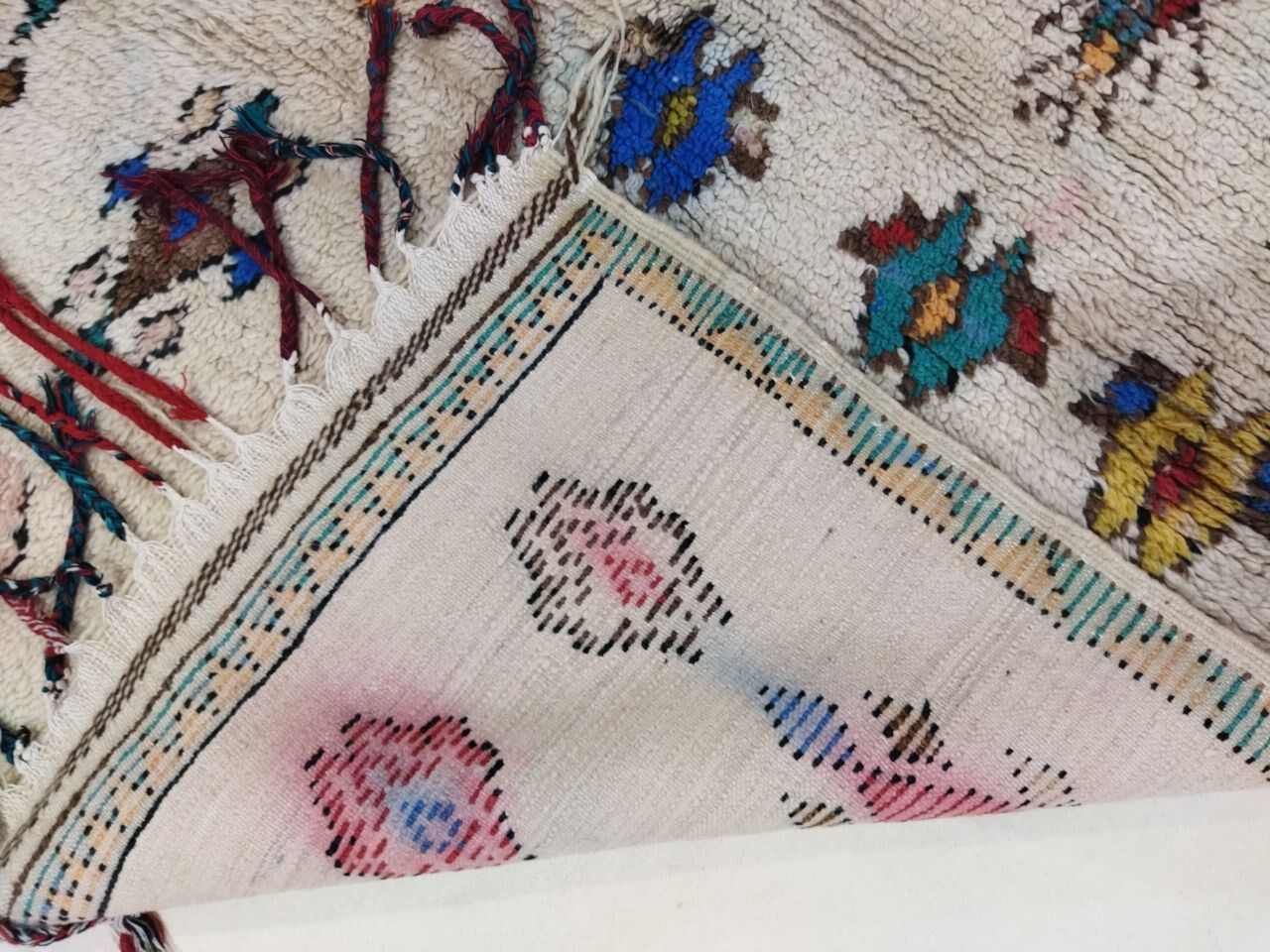 Handmade Moroccan Berber carpet 265 X 120 CM