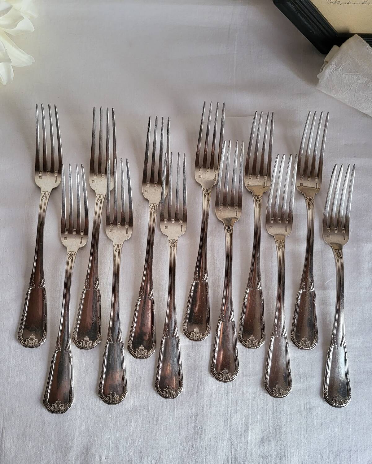 12 Fourchettes en métal argenté Boulenger Couverts de table