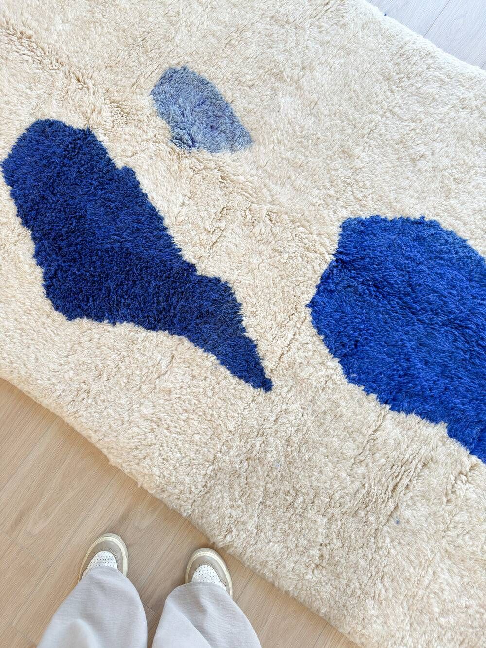 Traditional handmade Beni Ouarin rug size 150 x 250 cm