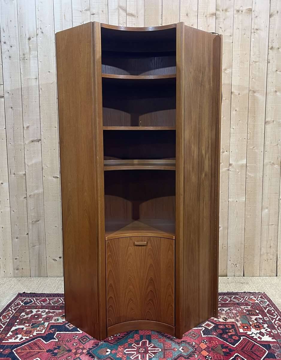 GPLAN brand neck in teak