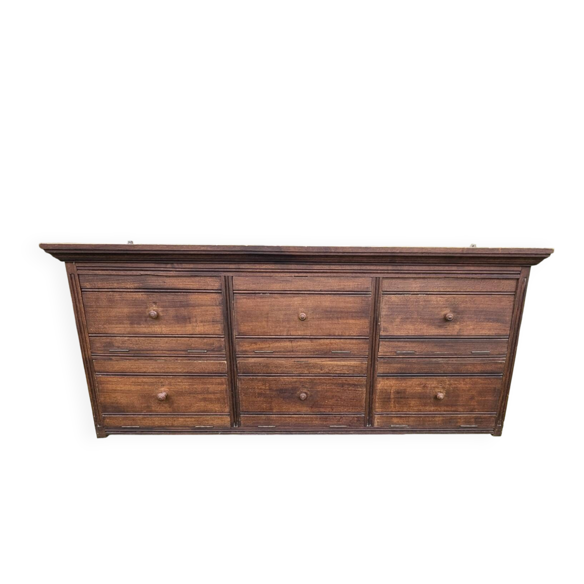 Notary's shelf with flaps