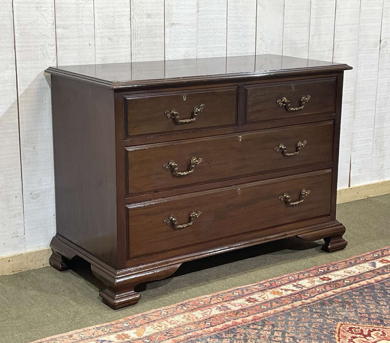 Early 20th century English mahogany chest of drawers
