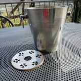 Champagne bucket with its fund