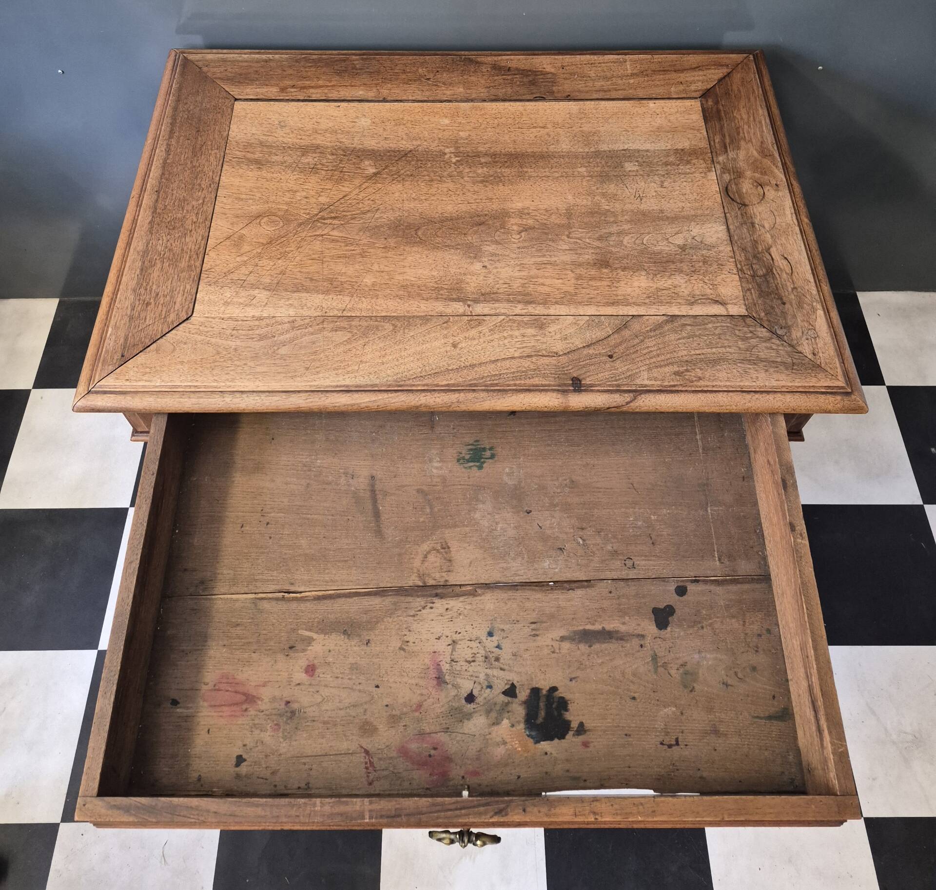 Ancienne table à écrire d'appoint bureau en bois massif