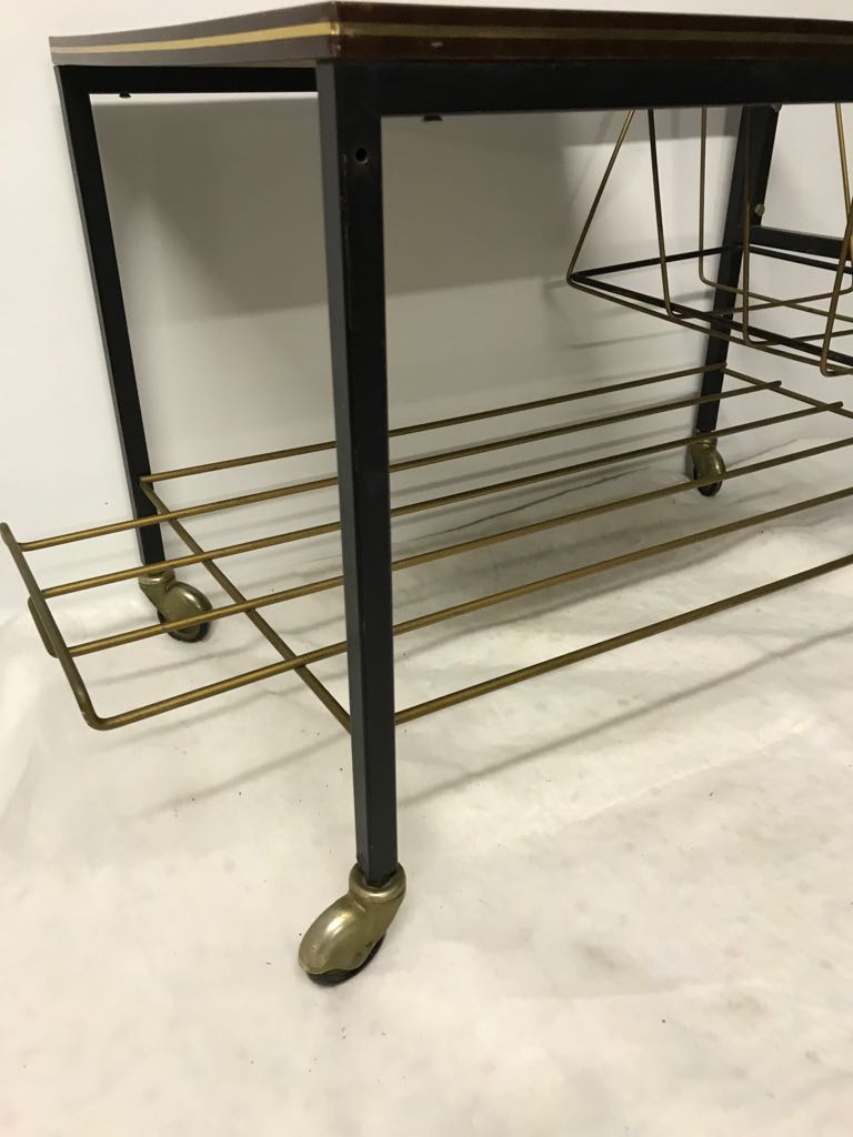 Table magazine rack vintage