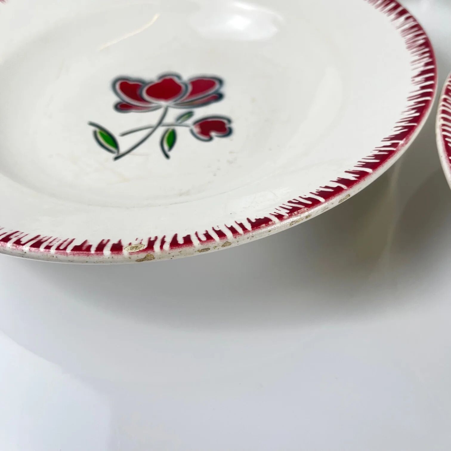 Set of 6 porcelain soup plates, Badonviller, red flower, 1950