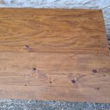 Farm table