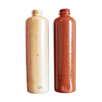 Set of 2 sandstone bottles