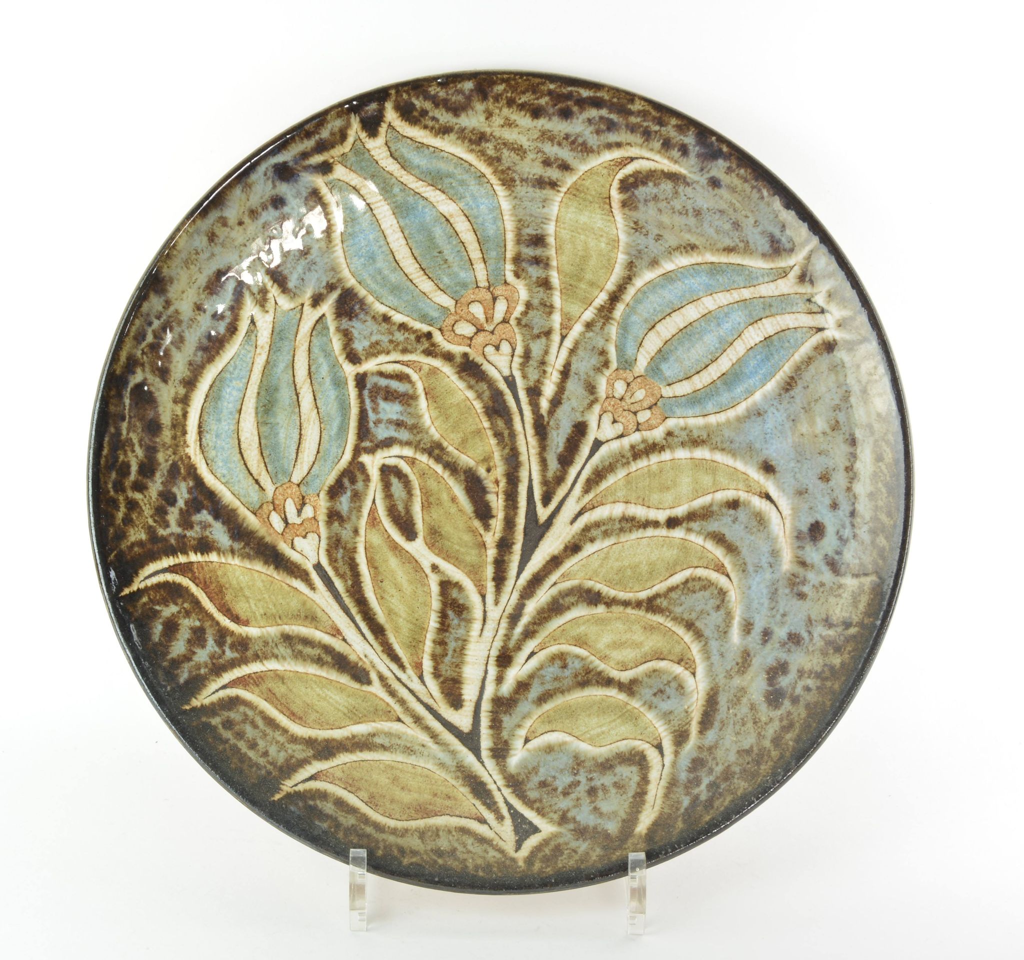 Plat Robert Pérot Atelier du Vieux Moulin