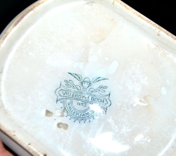 Pichet broc art nouveau ancien fleur iris en faïence Villeroy Boch Wallerfangen