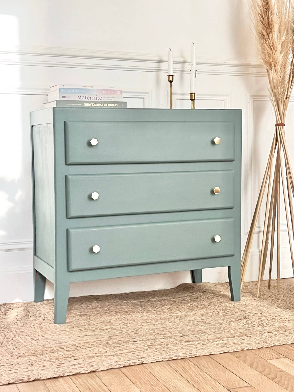 Vintage chest of drawers