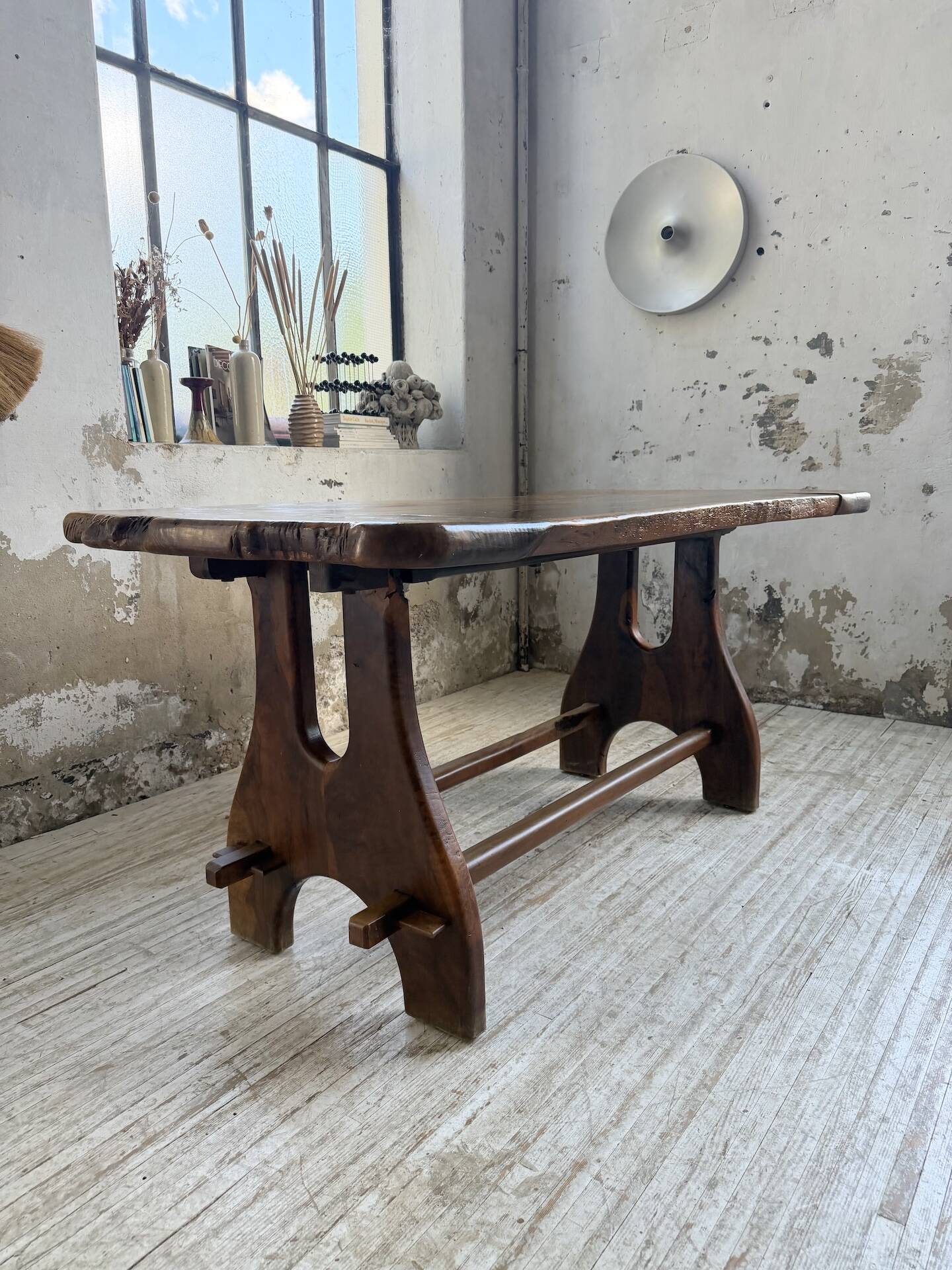 Dining table in solid olive wood Maison Skela 1960