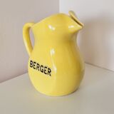 Old yellow pitcher Berger Annisette