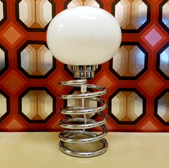 Lamp model spring