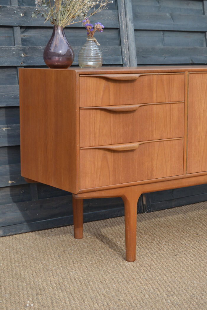 Enfilade par McIntosh * 152 cm