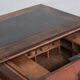 Bureau de change italien antique avec rangement caché