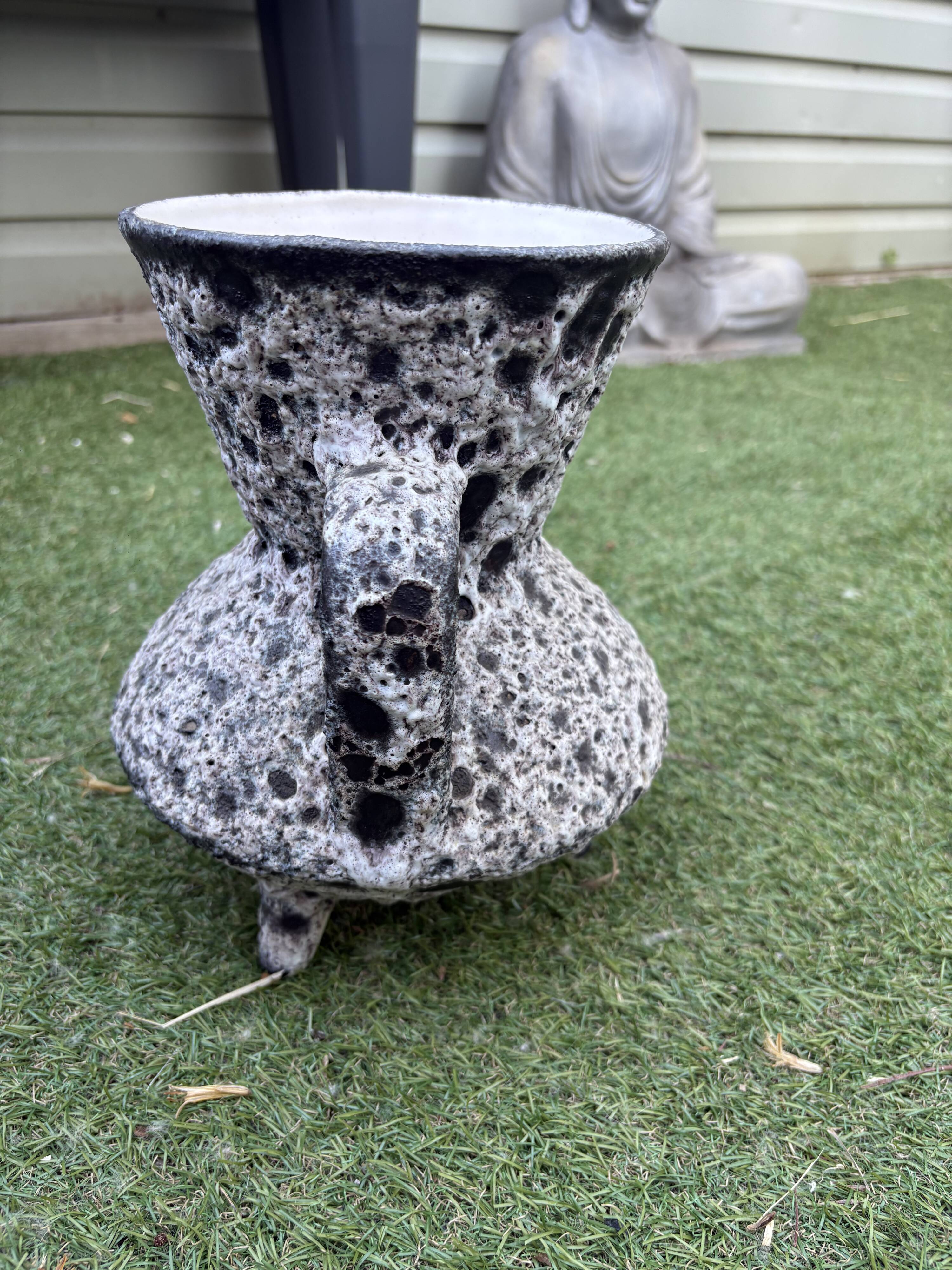 Ceramic vase