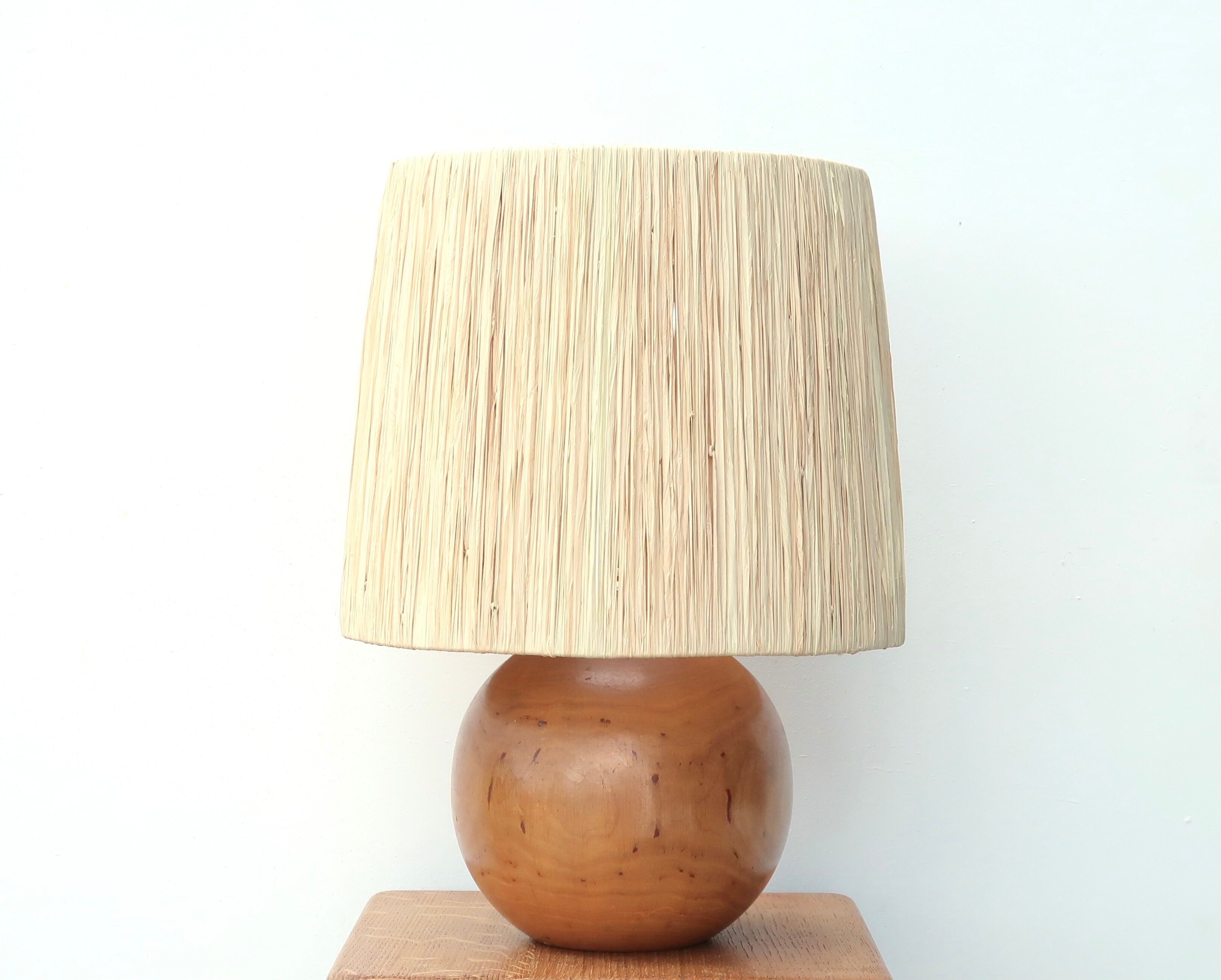 Wooden ball lamp with raffia lampshade 70s