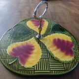 Sarreguemine brand cheese board no. 6143 in the shape of a pear