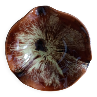 Handcrafted ceramic ashtray from the Basque Country, Béarn, 1970s