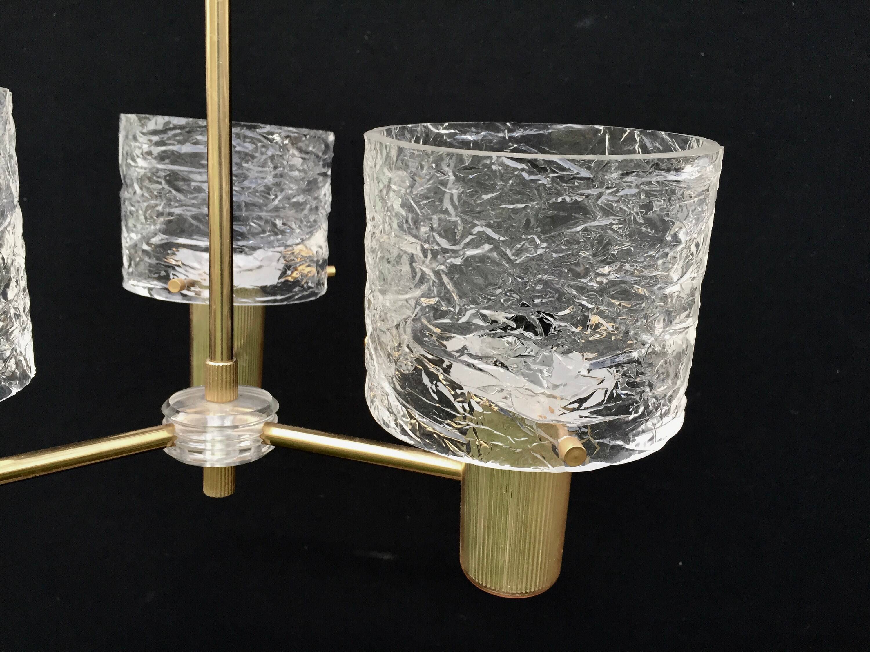 3-light tulip chandelier in gold plexiglass and plastic