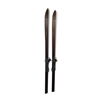 Paire de skis ancien