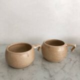 6 stoneware cups