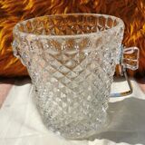 Ice bucket