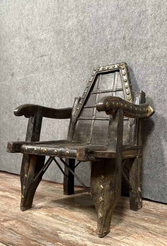 Rajasthan 19th century: Child's armchair / primitive art around 1860-1880