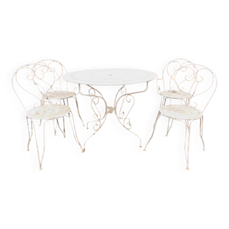 Salon de jardin en fer forgé chaises et table