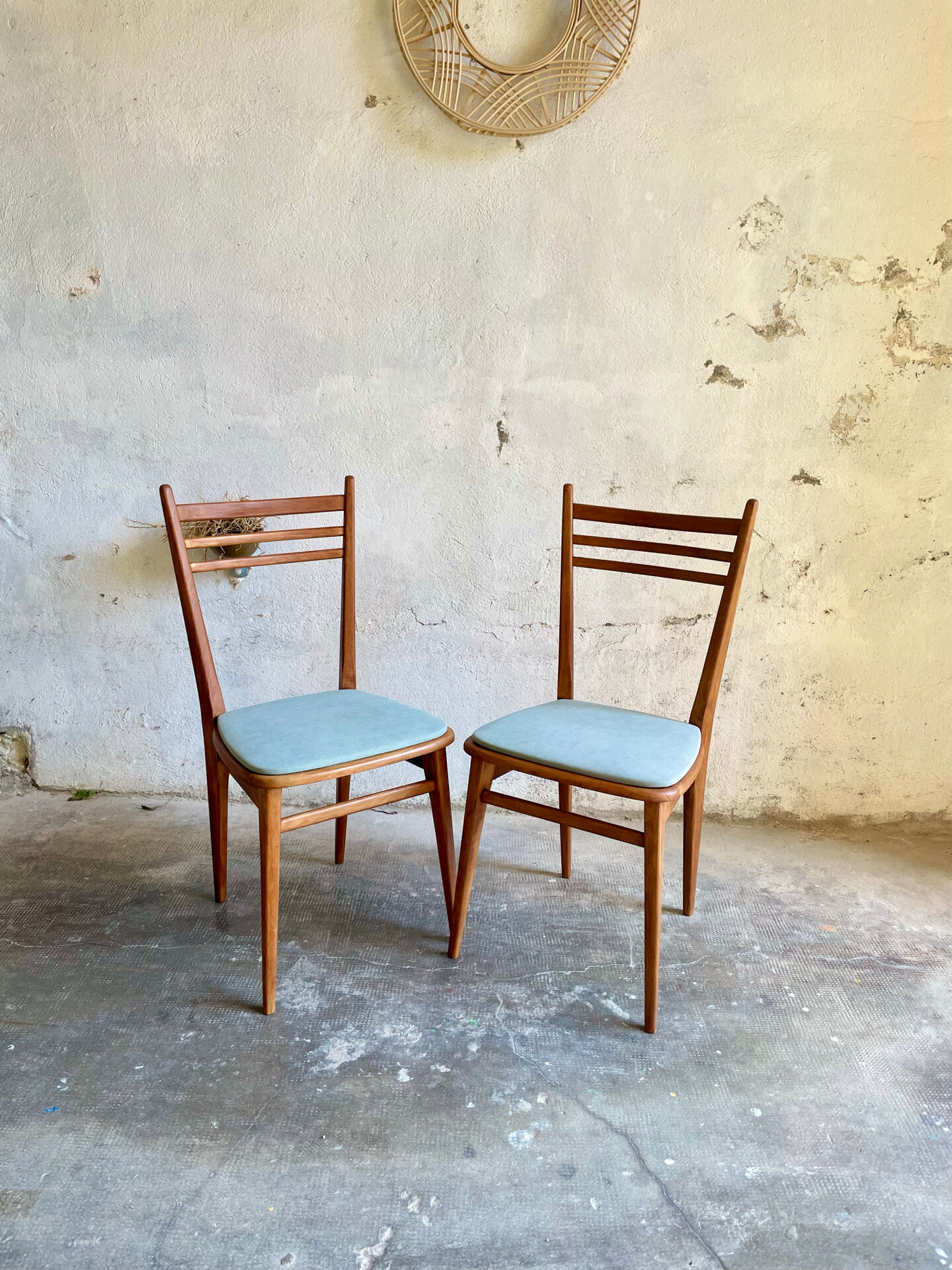 Set of 4 vintage Scandinavian wooden chairs – 1960s/70s