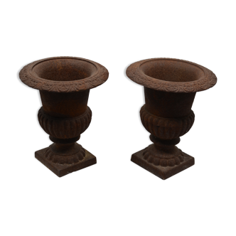 Paire de vases Médicis en fonte