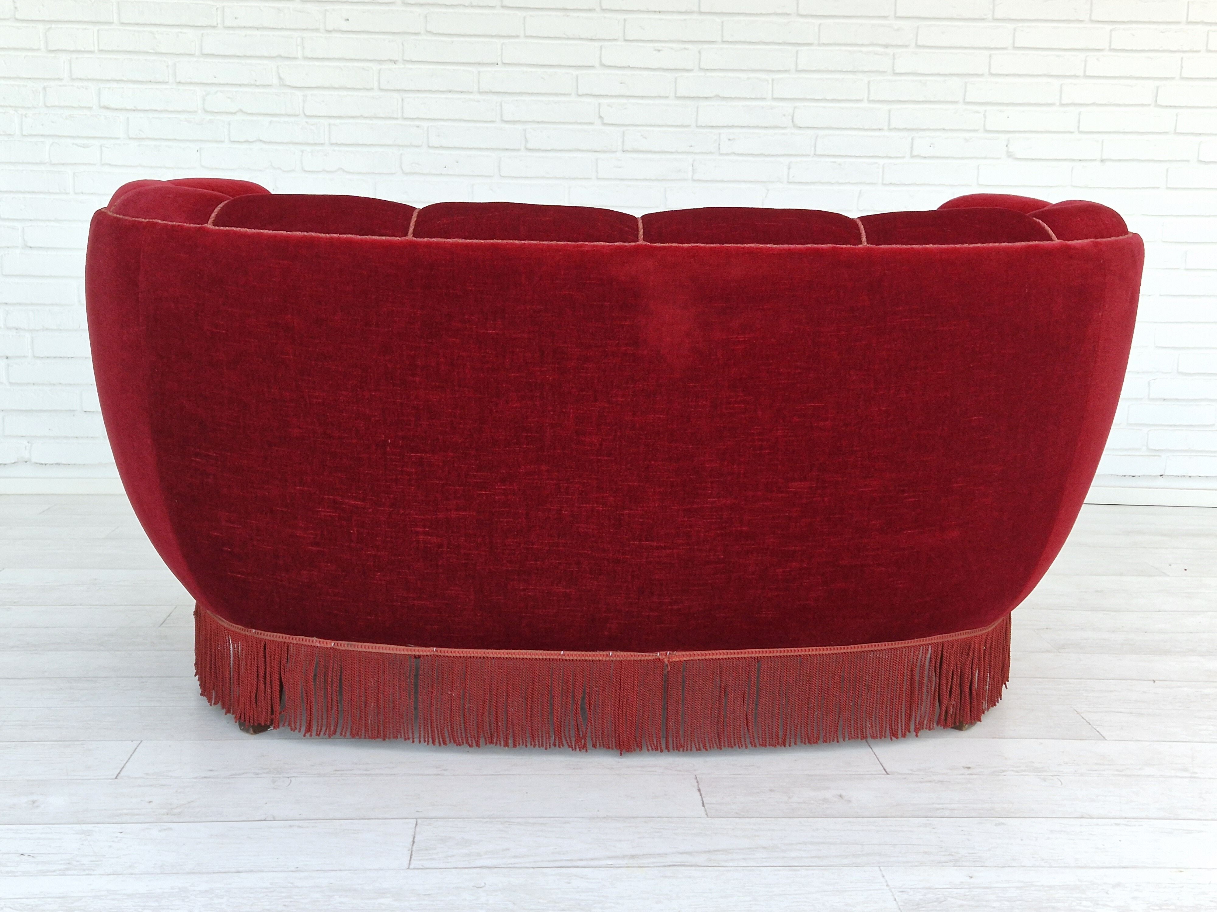 1960s danish vintage 2 seater "banana" sofa