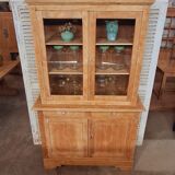 Sideboard with 2 glass panels