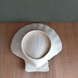 Vintage shell emptier