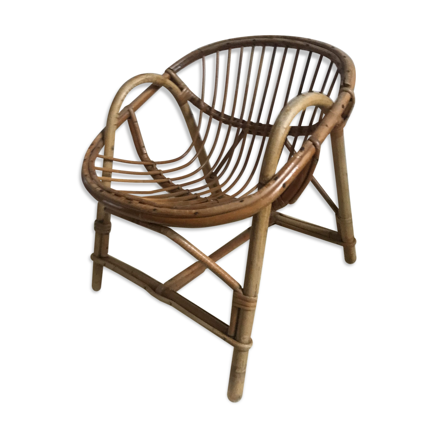 Armchair basket in vintage rattan for children