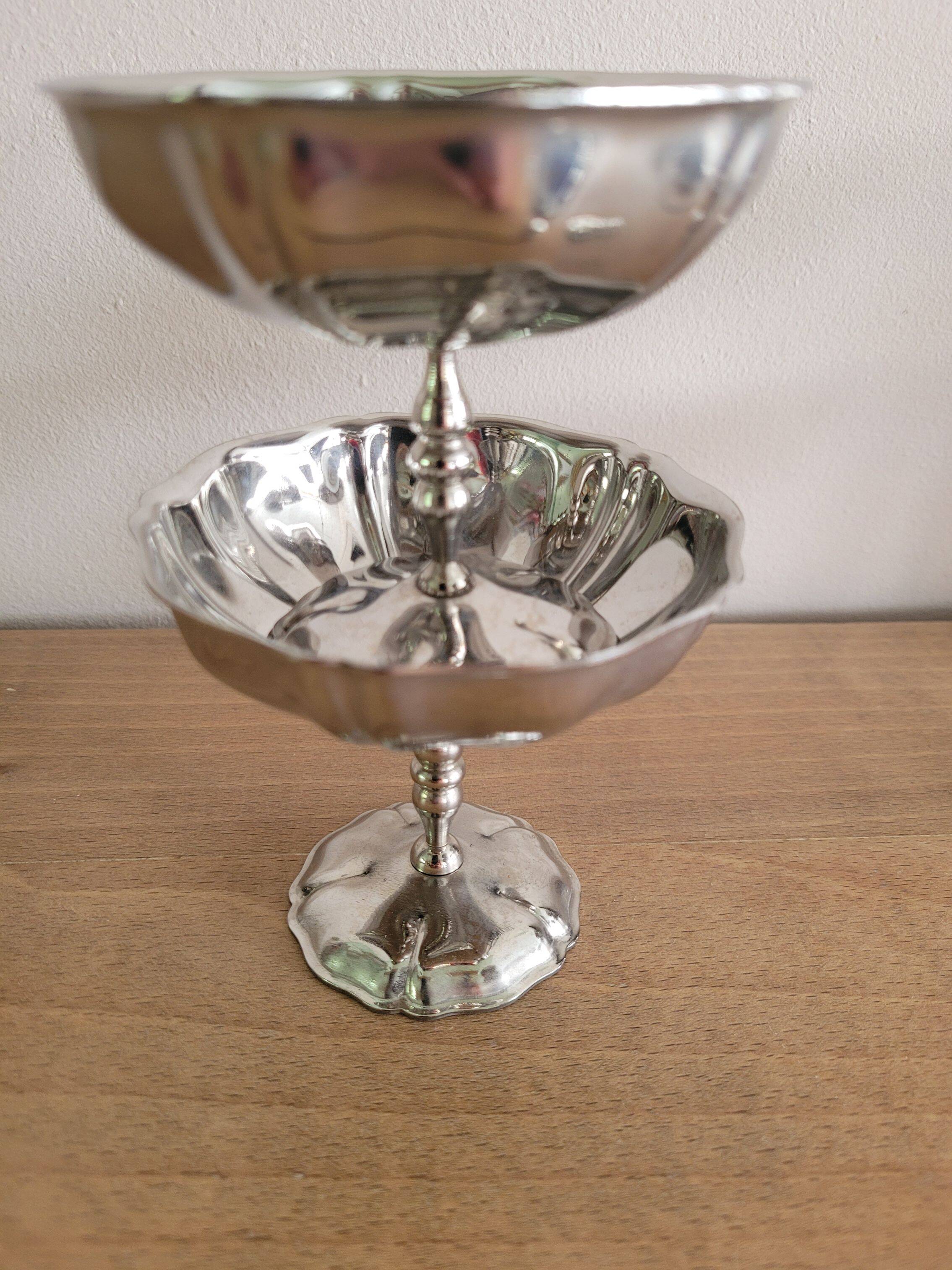 Vintage stainless steel flower bowls