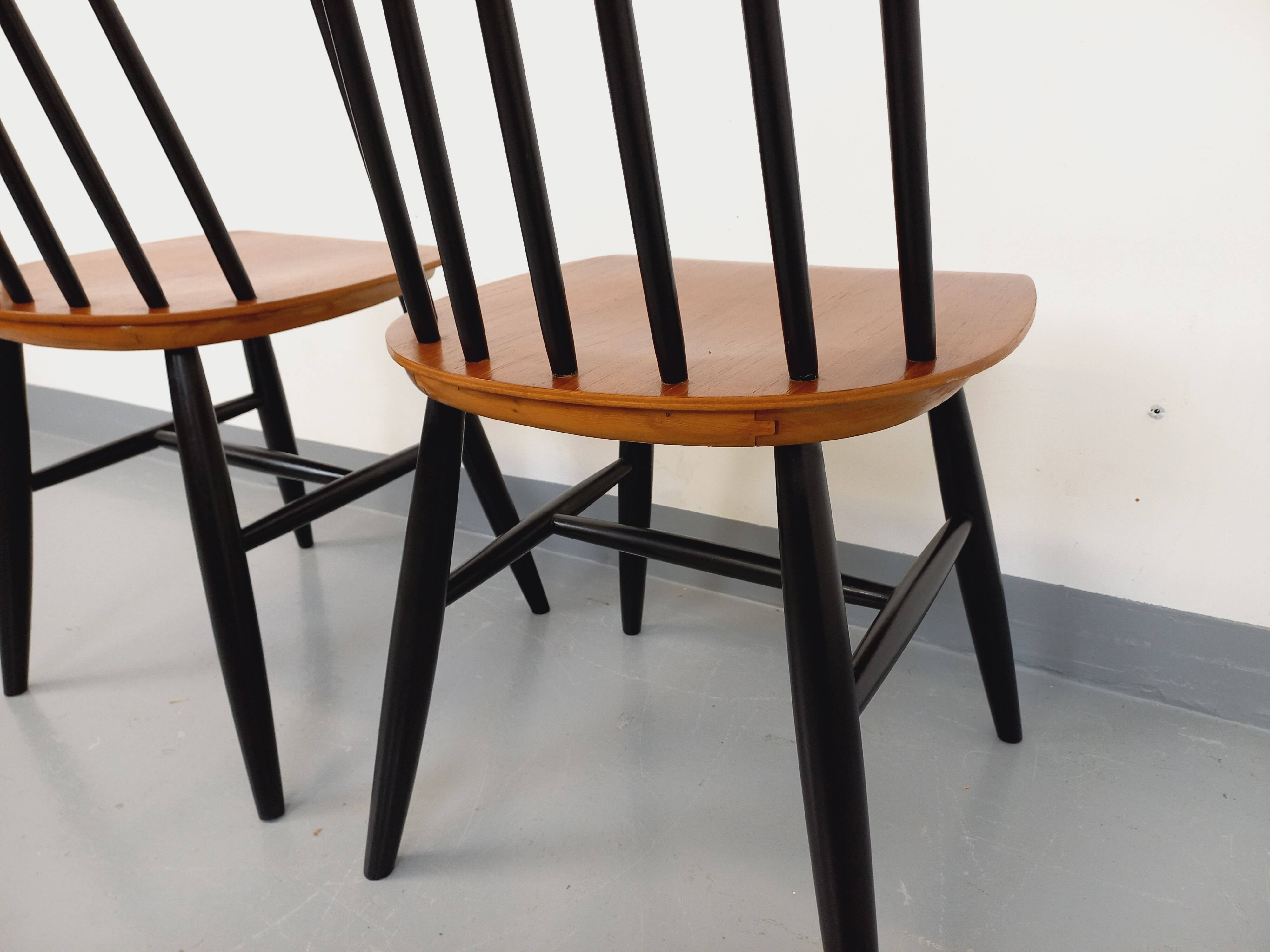 Pair of vintage Scandinavian chairs Fanett by Ilmari Tapiovaara in teak.