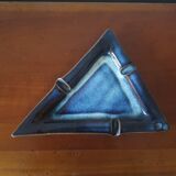 Cendrier triangle bleu vintage en grès émaillé