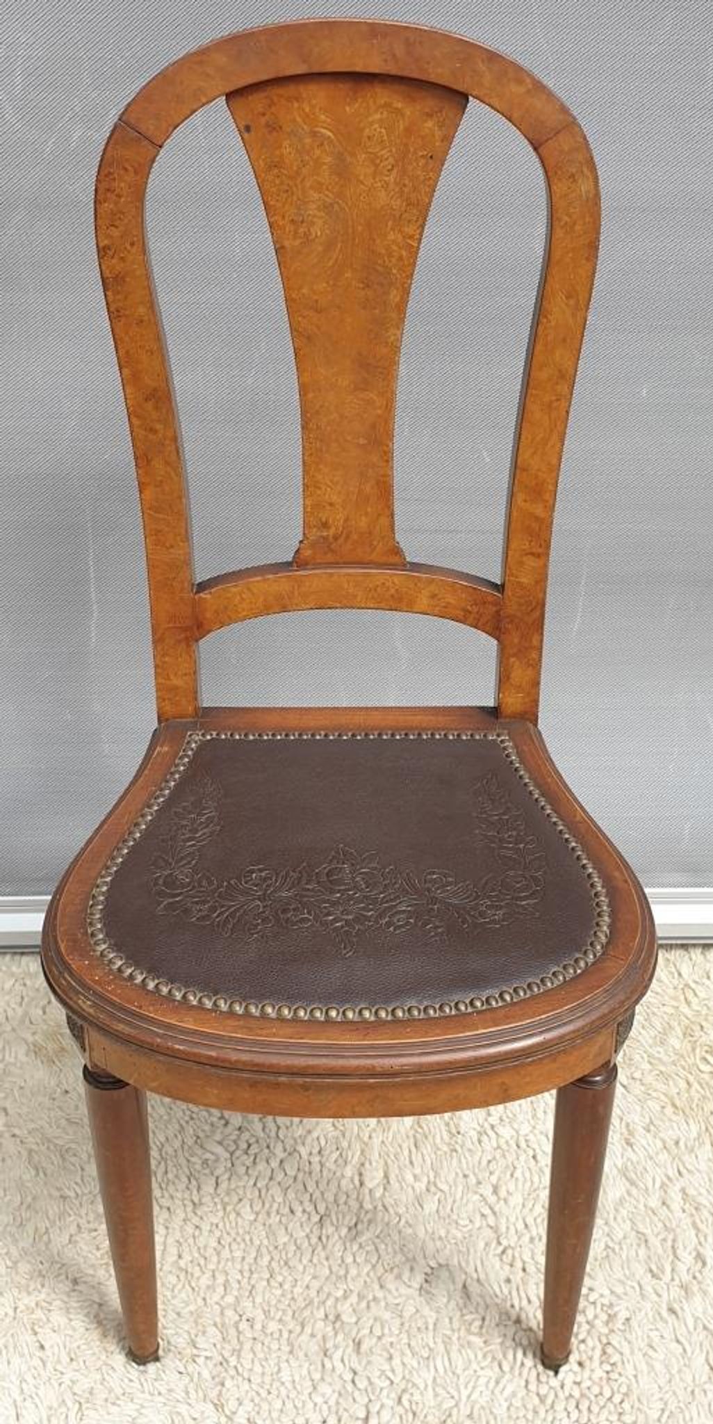 Lot 6 Art Deco chairs in Walnut style Louis XVI seat leather decorated with roses