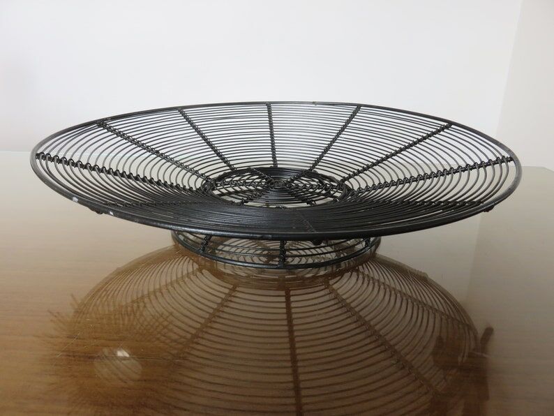 Modernist fruit basket, minimalist in black lacquered metal 1960