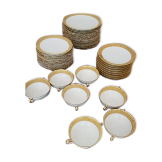 Assiettes et bols en porcelaine de Limoges décor Or