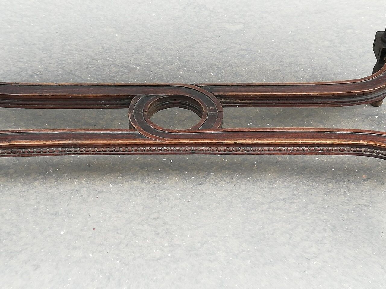 Banc en bois de style Louis XVI