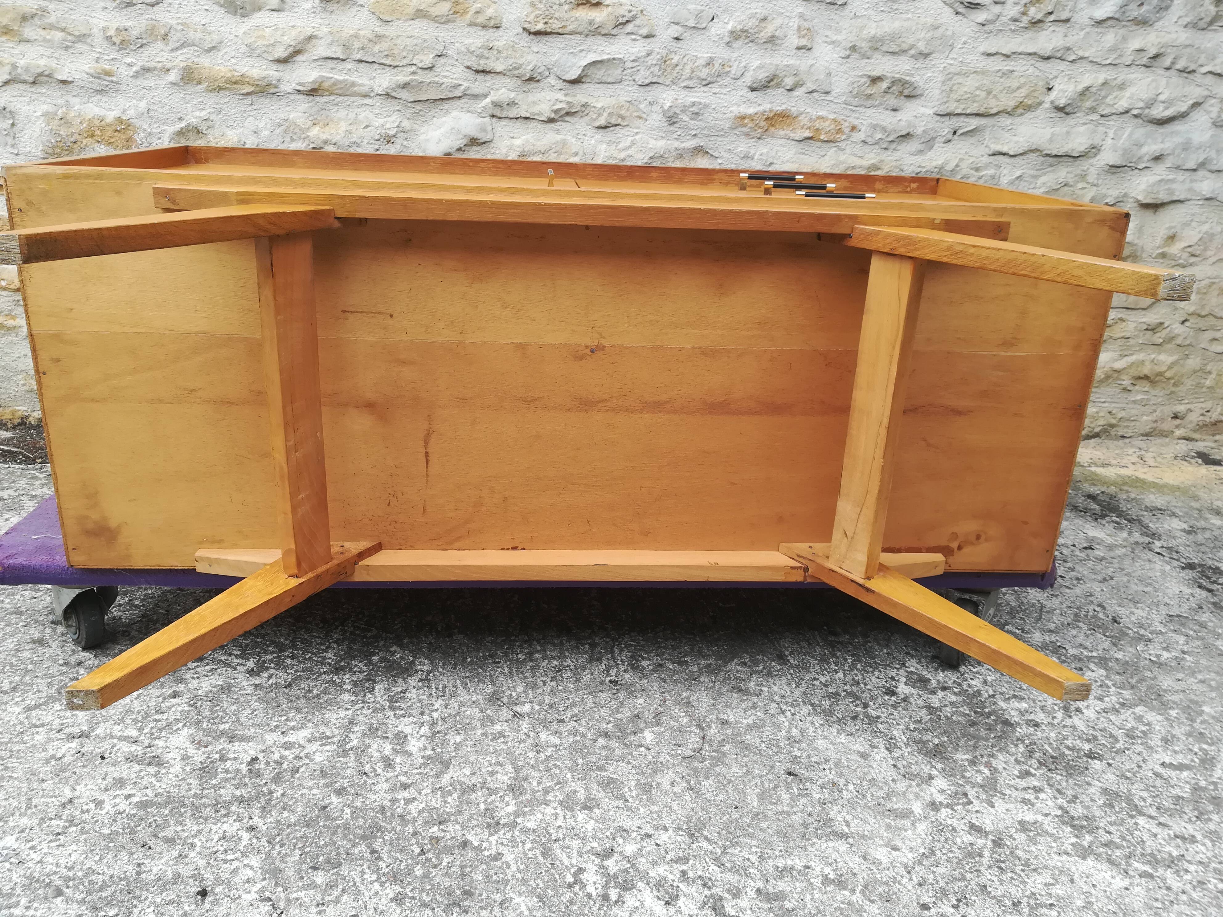 Chest of drawers buffet compass feet